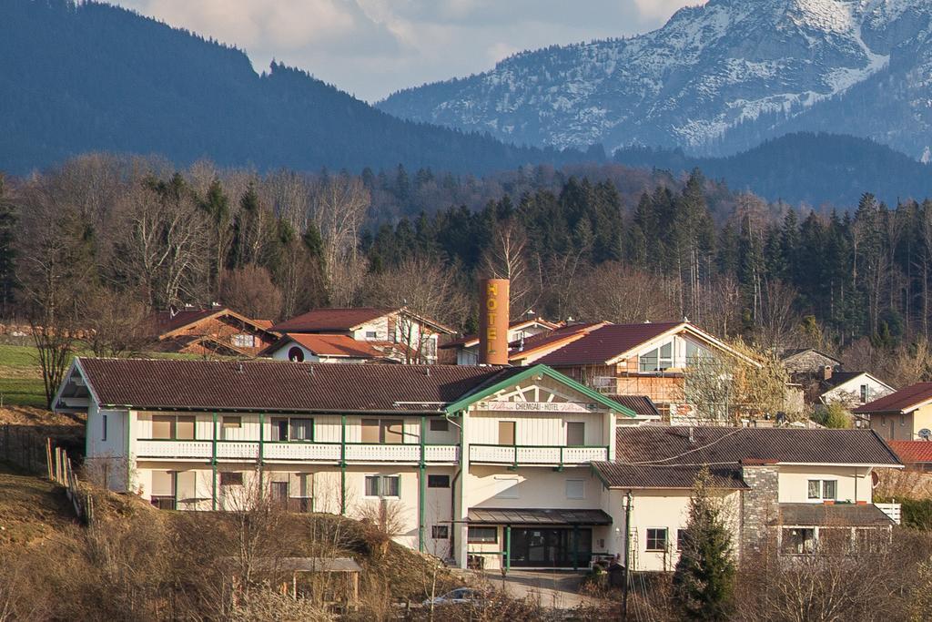 Chiemgau Hotel Viktoria Grabenstätt Exterior photo