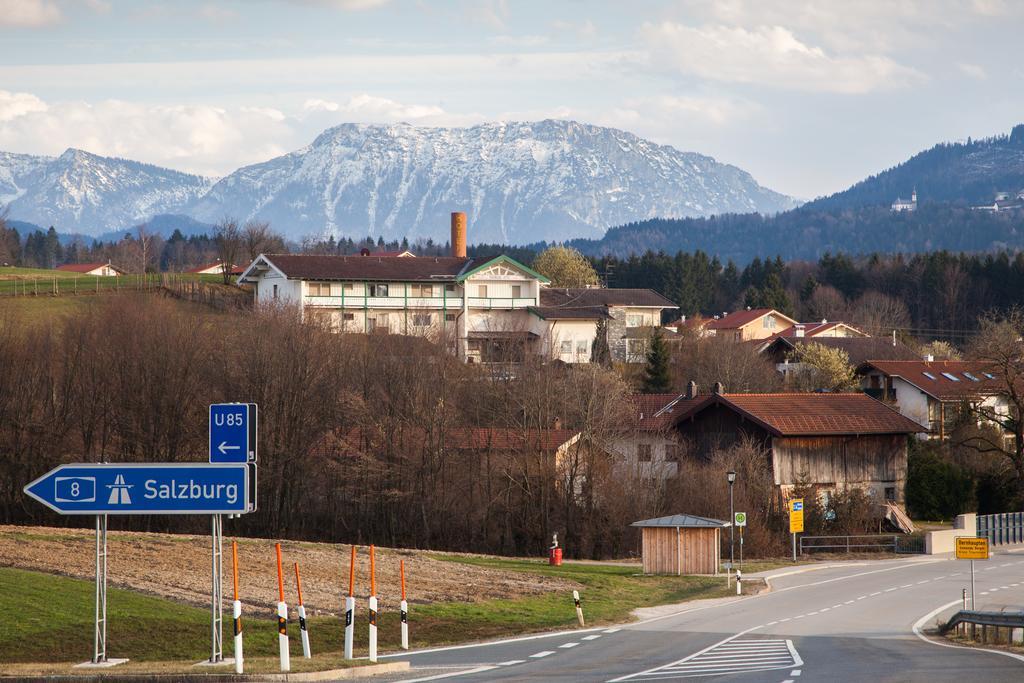Chiemgau Hotel Viktoria Grabenstätt Exterior photo